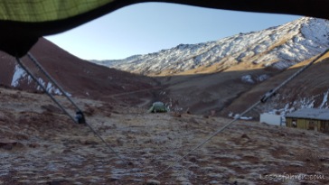 Blick aus dem Fenster (No-Mans-Land zwischen Tadschikistan und Kirgistan)